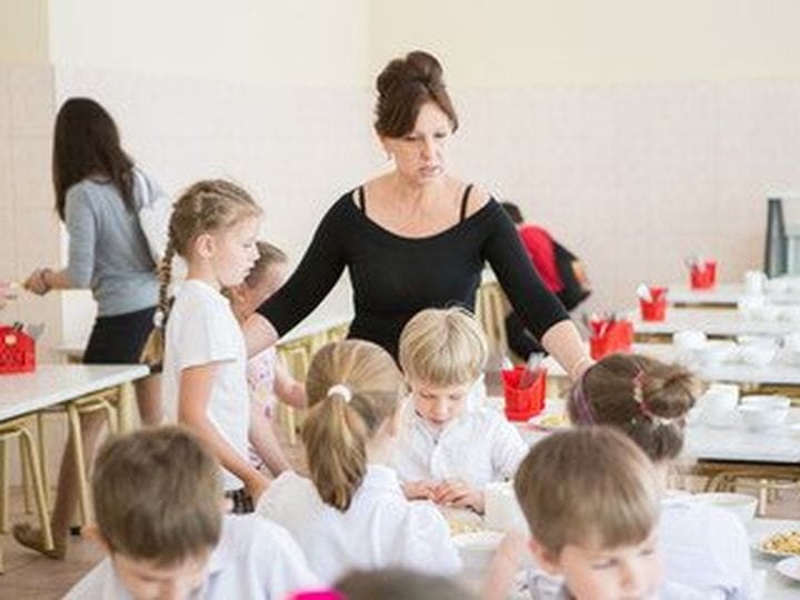 BECAS DE LIBROS Y COMEDOR ESCOLAR PARA EL CURSO 24-25